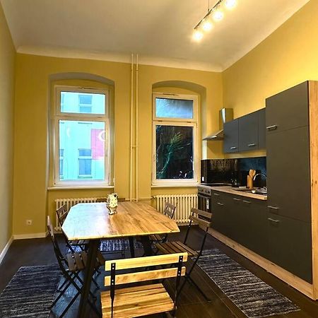 Schoenes Grosses Apartment Im Zentrum Berlins Екстериор снимка