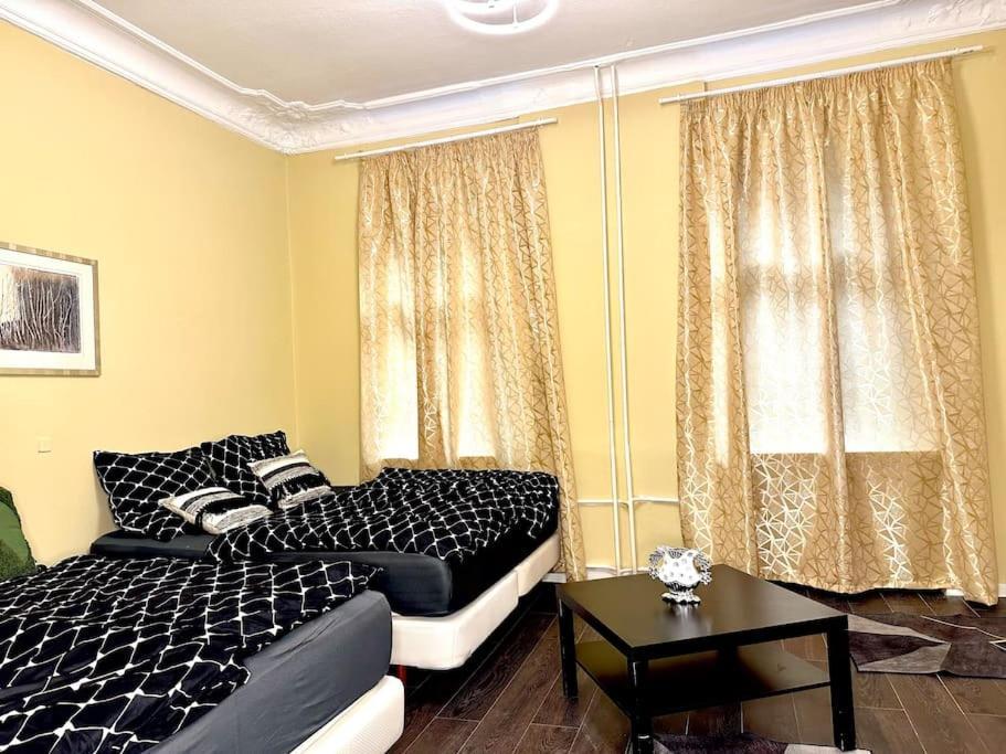 Schoenes Grosses Apartment Im Zentrum Berlins Екстериор снимка