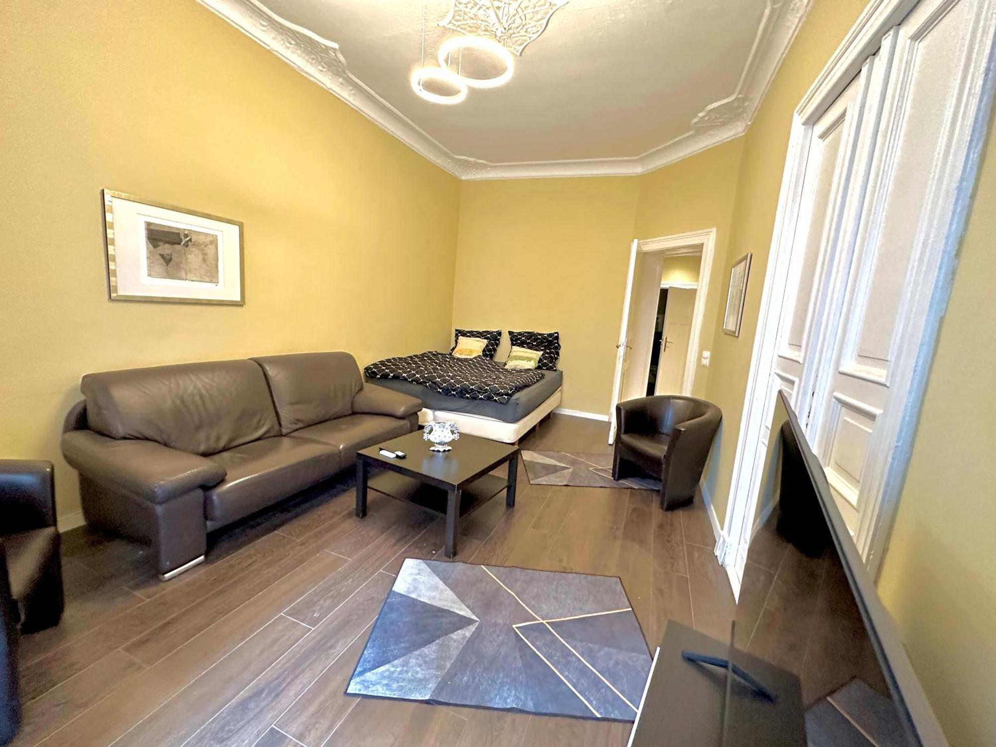 Schoenes Grosses Apartment Im Zentrum Berlins Екстериор снимка